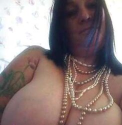 Annoying Mega-Bitch tart from Huddersfield Uk