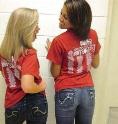 Spectacular Teenagers In Denim