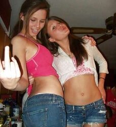 Spectacular Teenagers In Denim