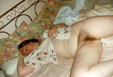 Inexperienced wives flashing their cooters