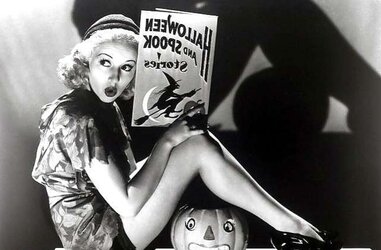 Thanksgiving - Vintage Pinup Images