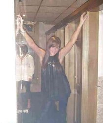 Facebook tramps in steaming leggings