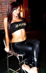 Facebook tramps in steaming leggings
