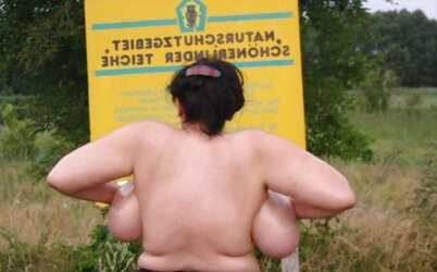 Ample ballsack