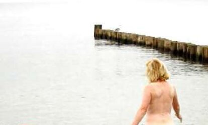 Housewife Nudism