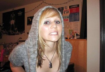 Pretty Fledgling Kristen