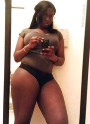 Gigantic Girlz