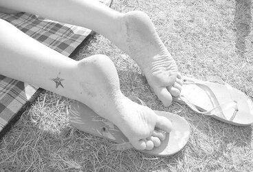 Wtf Stunning Teenie Soles reloaded v0.