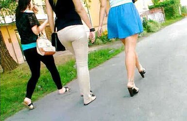 Upskirt-Honies