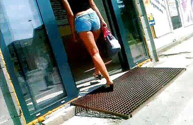 Upskirt-Honies