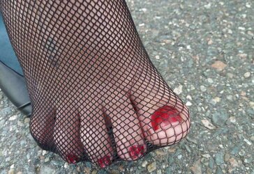 Teenager soles remarkable tights