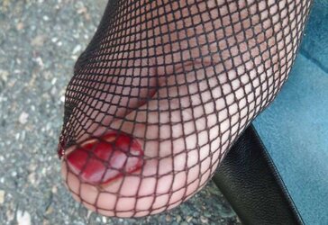Teenager soles remarkable tights