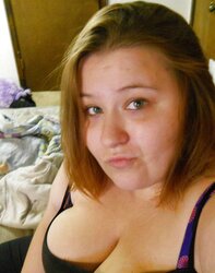 PLUMPER Teenager - Shower Time!