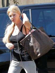 Sophie Monk Pokies Candids in Sydney