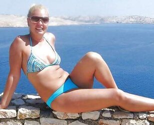Bikini swimsuit brassiere plumper mature clothed teenager hefty melons