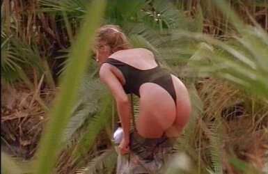 LINDA BOOTIES