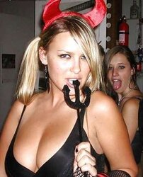 Halloween Bi-Otches