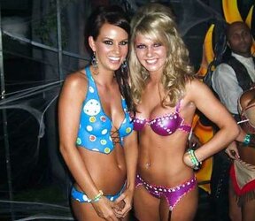 Halloween Bi-Otches