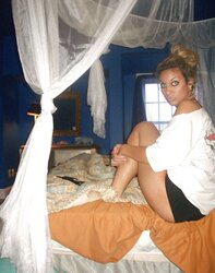 Blue spotted godess