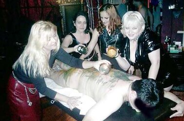 Domme on the west coast