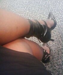 Gorgeous soles of dolls I know part