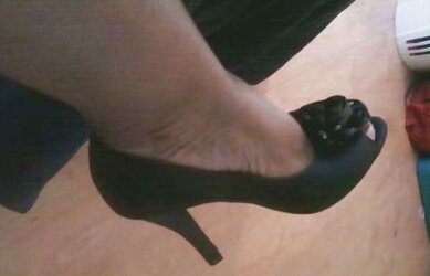 Gorgeous soles of dolls I know part