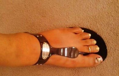 Gorgeous soles of dolls I know part