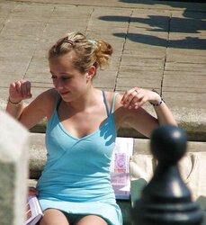Voyeur Upskirt