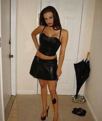 Housewifes clad like hoes for husband