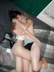 Smooching nymphs