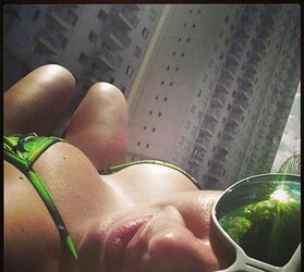 Catia Carvalho Instagram (by Hellboykingop)
