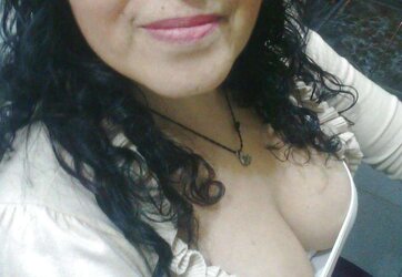 Mature exhibitionist