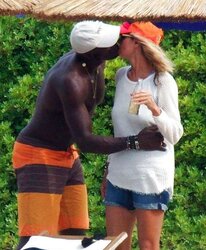 ENORMOUS DARK-HUED BONER PARAMOUR - Heidi Klum