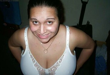 HEFTY TITTY LATINO WIFEY