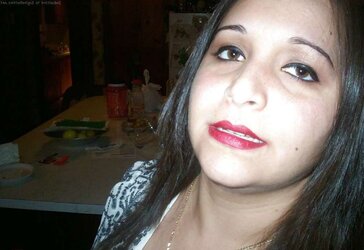 HEFTY TITTY LATINO WIFEY