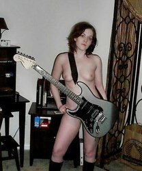 Inexperienced Wifey Super Hot Photos