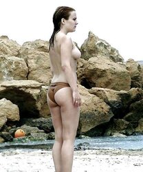 Inexperienced Wifey Super Hot Photos