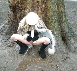 Upskirt Squatting