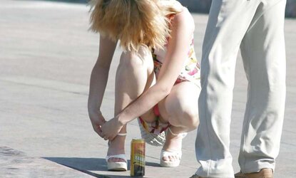 Upskirt Squatting