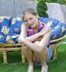 Upskirt Squatting