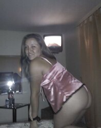Pilar Chilena Caliente