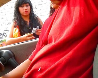 Showcasing exhibicionismo, mostrando el pene en la calle