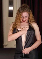 KIRA - THE SUPER-SEXY BIG-BOOBED REDHEAD XL