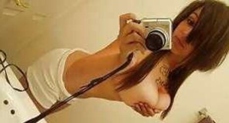 BEAUTIFUL EMO-SELFSHOOT