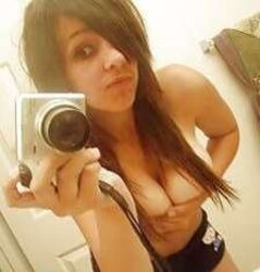 BEAUTIFUL EMO-SELFSHOOT