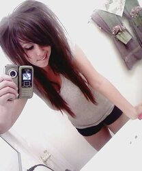 BEAUTIFUL EMO-SELFSHOOT