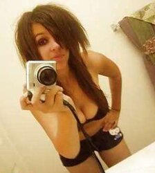 BEAUTIFUL EMO-SELFSHOOT