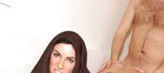 Non-porno Arab dame, with or sans hijab