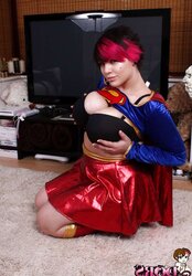 PLUMPER DORS FELINE ( SUPERGIRL ) 1A PARTE