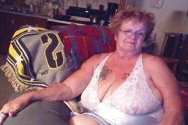 Mature and Grannies clad bikinis and undergarments
